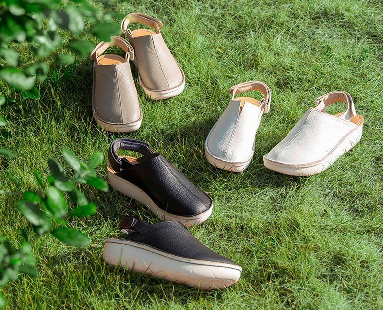 ４E 踵しっかりサボサンダル